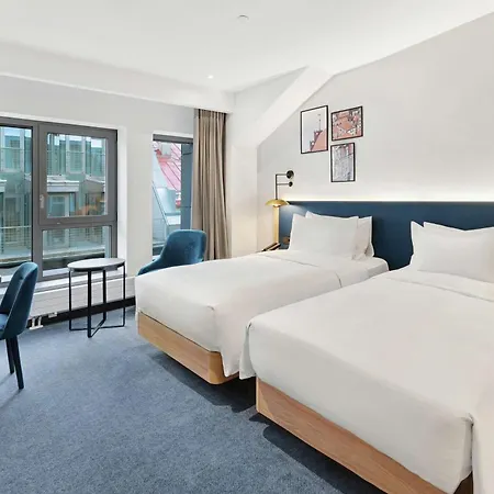 Hilton Garden Old Town Hotel 4*