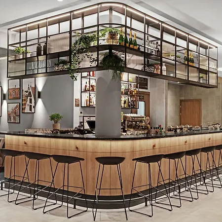 里加老城希尔顿花园酒店