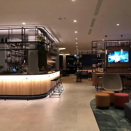 Hilton Garden Old Town Hotel 4*